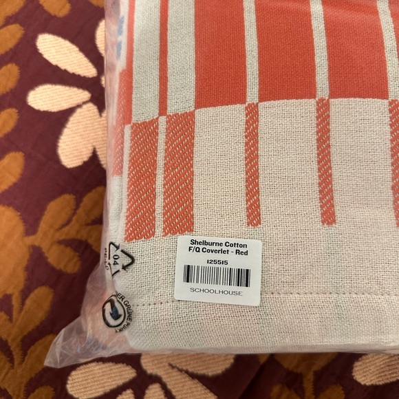 Schoolhouse Shelburne Cotton Coverlette F/Q & 1 pillow sham - Picture 5 of 8